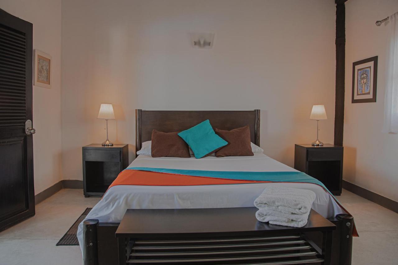 Casa Ines Hotel ซันตามาร์ตา ภายนอก รูปภาพ